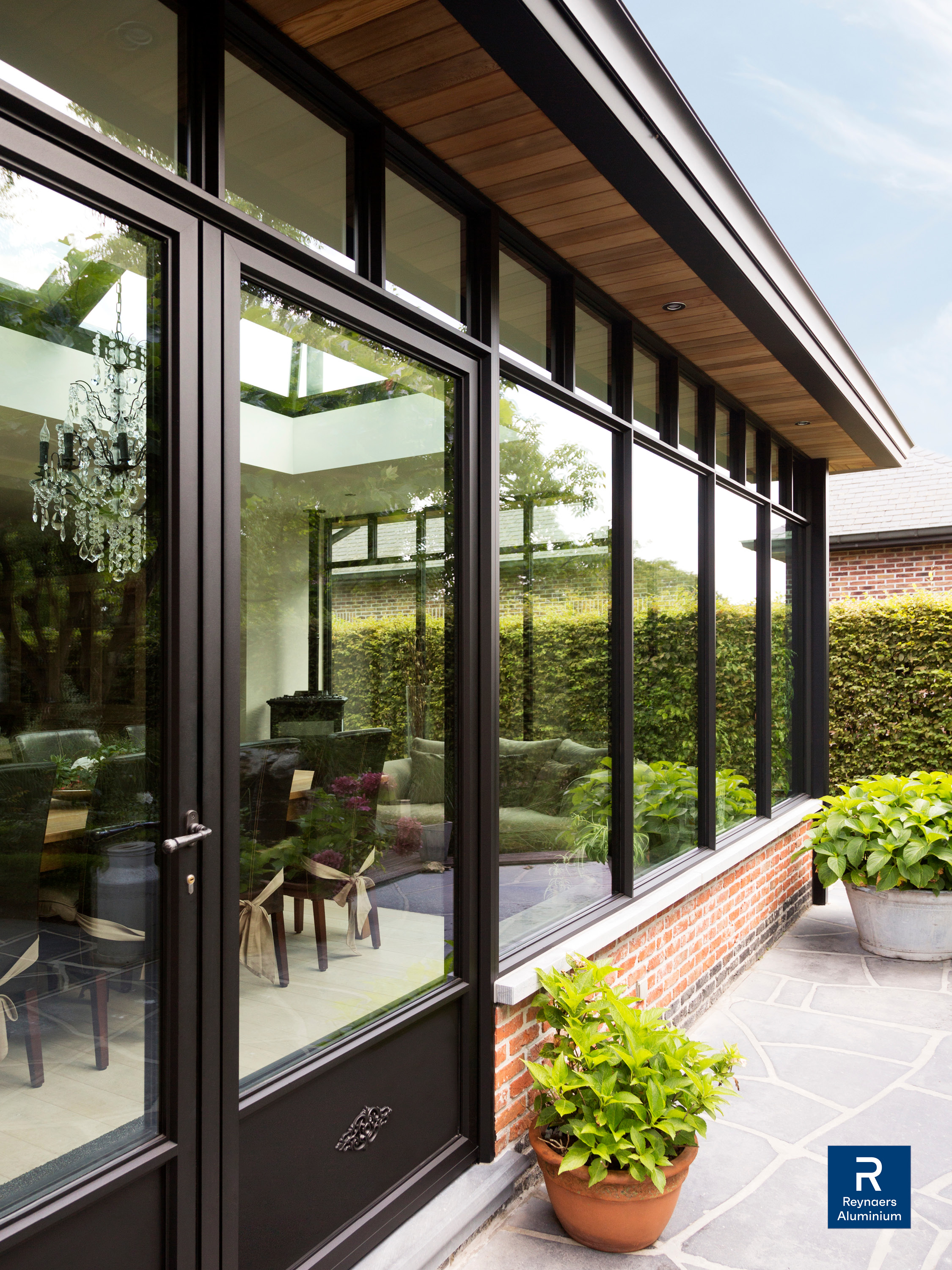 Tuinkamer in aluminium steellook