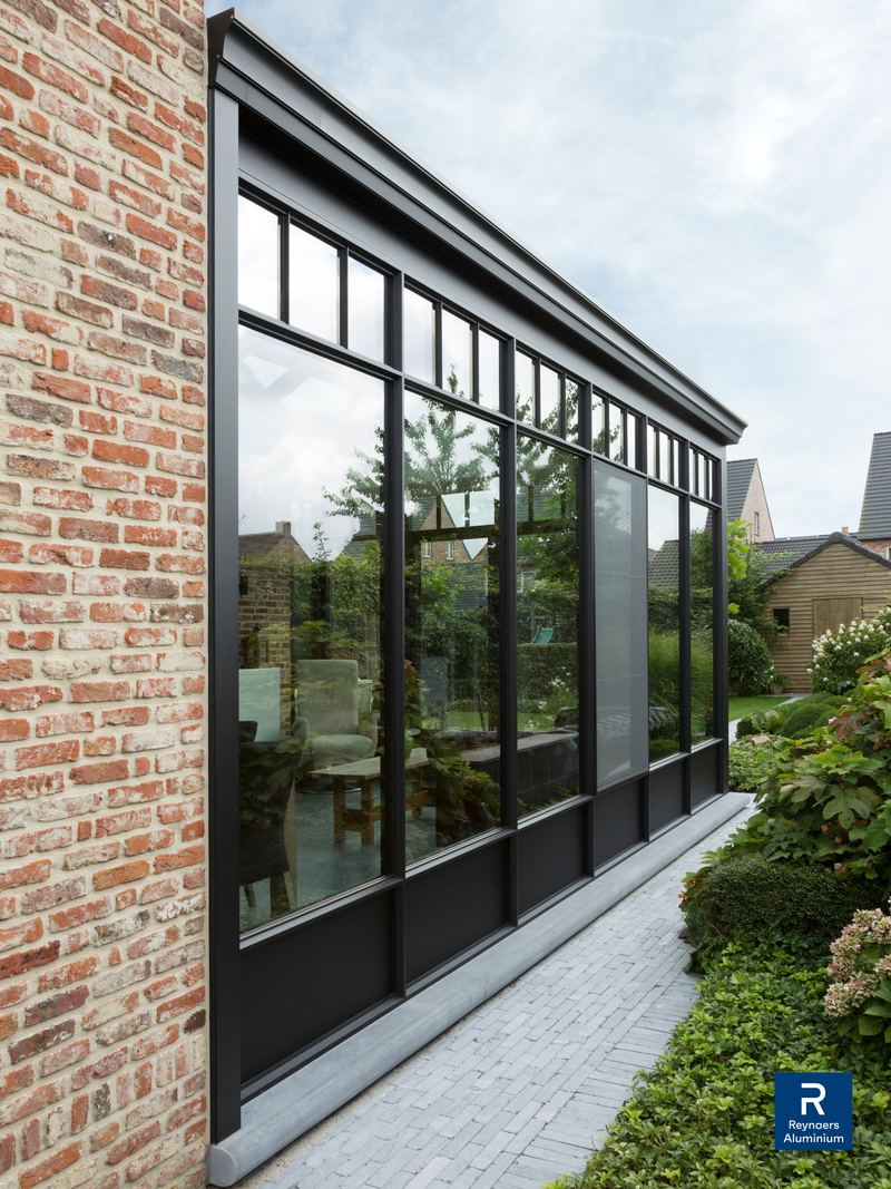 Tuinkamer in aluminium steellook